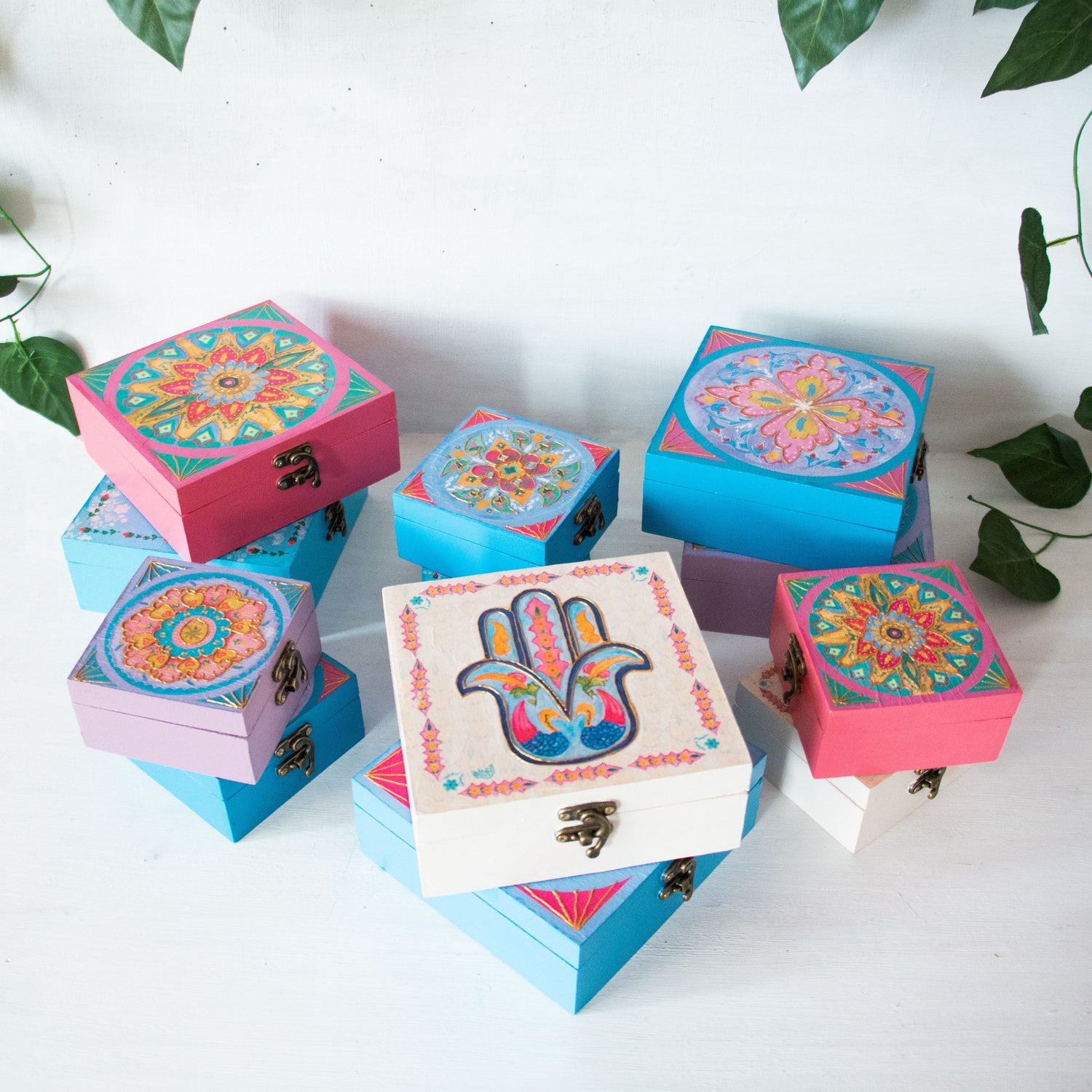 Multifunctional Boxes