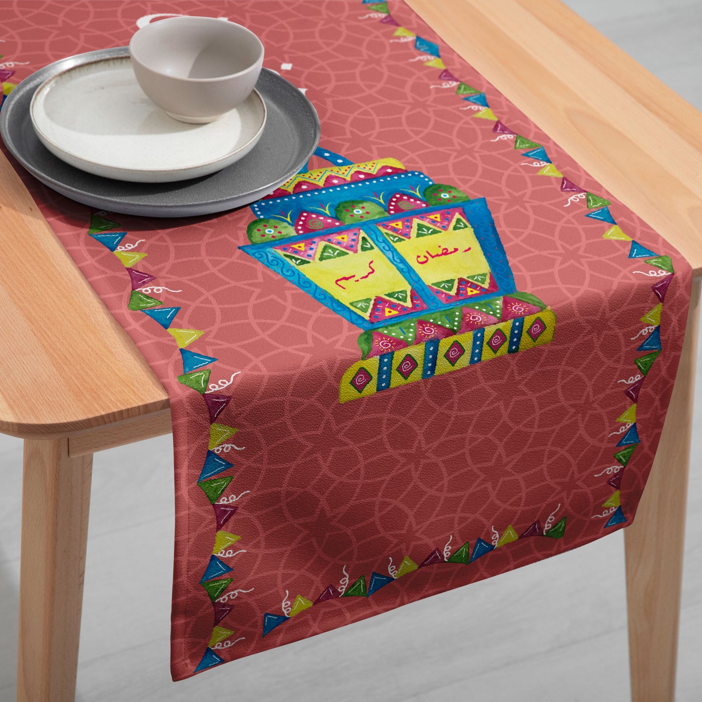 Ramadan Fanoos1 Table Runner