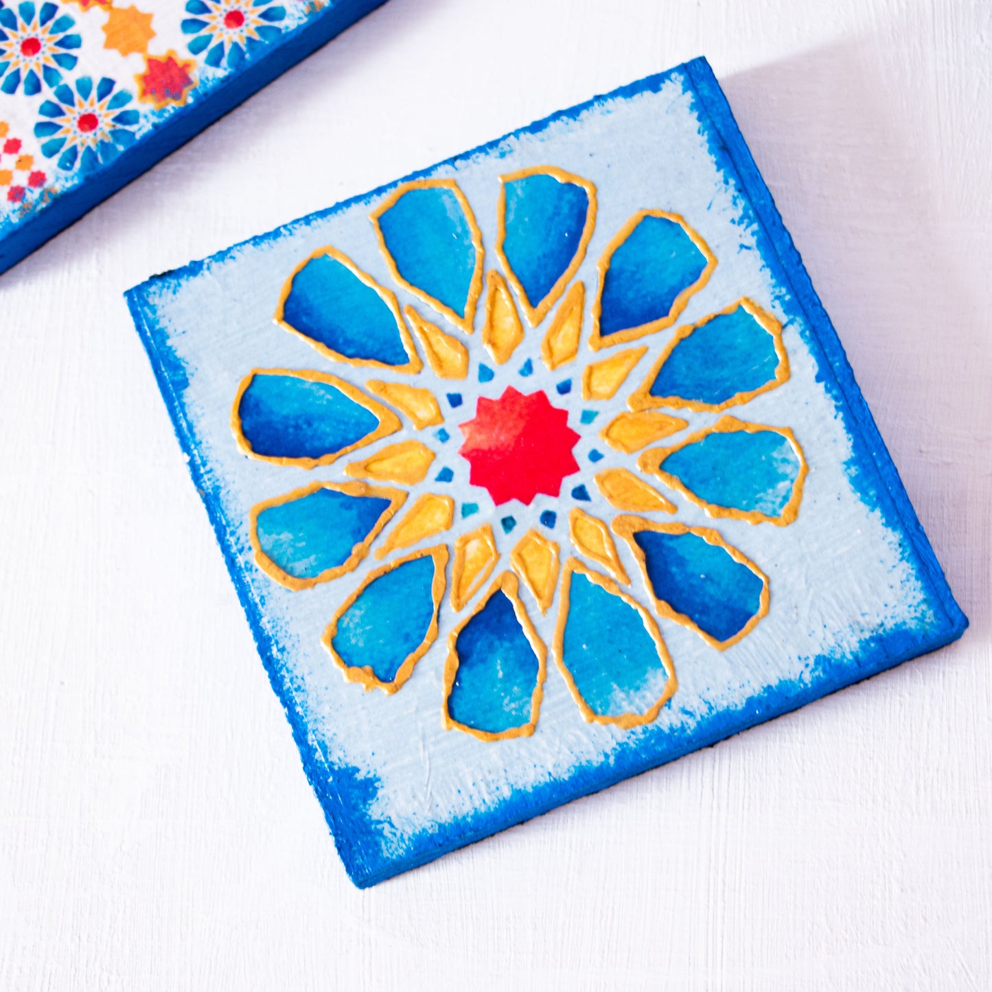 Blue Islamic stars coasters wooden tray