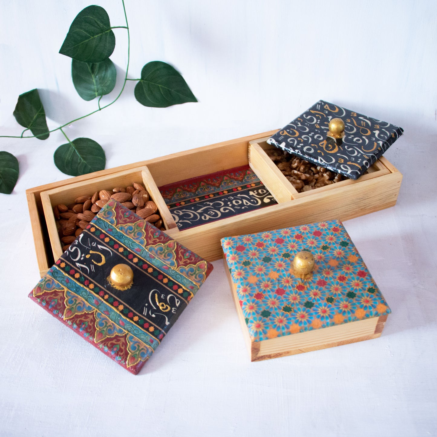 Arabesque Nuts Tray 4 pieces